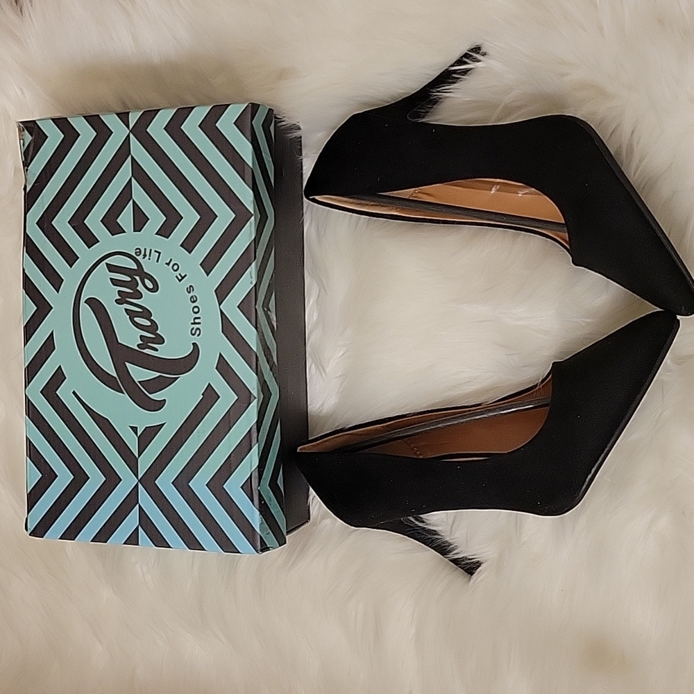 Trary black suede high heel 3.5" dress pump pointed toe classic dressy sz 9 NEW…